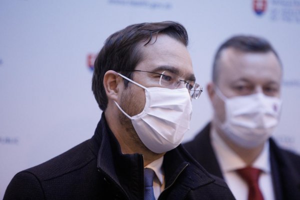 Infekčnejšia mutácia koronavírusu je už aj v Bratislave, potvrdil Krajčí