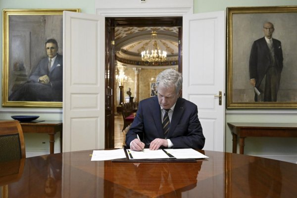 Fínsky prezident podpísal zákony potrebné pre vstup do NATO