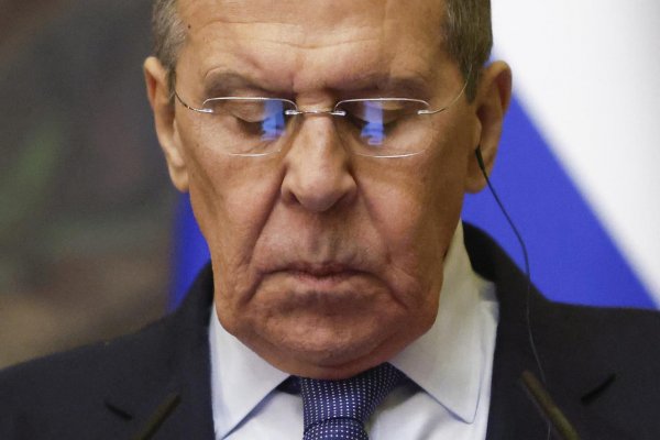 Lavrov varuje pred presunom systému S-300 na Ukrajinu, ktoré má dodať Slovensko 