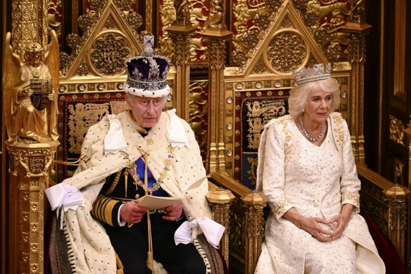 Karol III. prednesie svoj prvý prejav v britskom parlamente