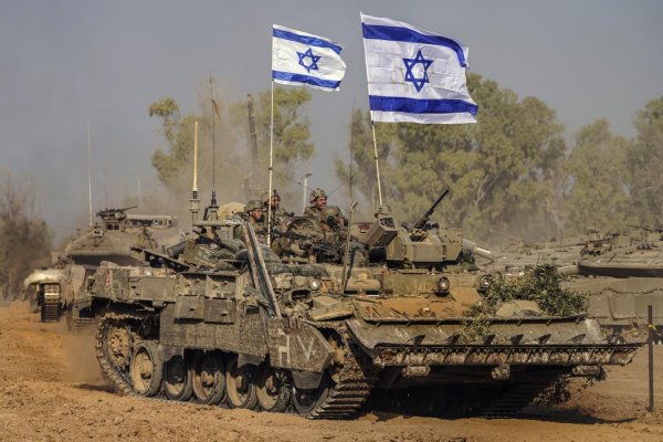 Izrael sťahuje z Pásma Gazy tisícky vojakov a hlási, že armáda zasiahla voči militantom z hnutia Hizballáh