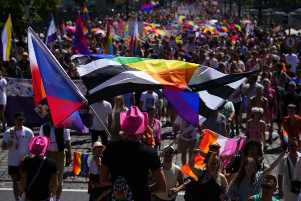 Desaťtisíce ľudí prešli Prahou v pochode Prague Pride na podporu LGBT+ menšiny