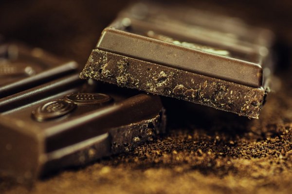 Chuť čokolády ovplyvňuje tuk na povrchu, ktorý sa rozpúšťa na jazyku