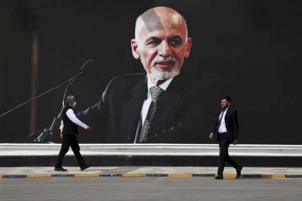 Prezident Ašraf Ghaní opustil Afganistan