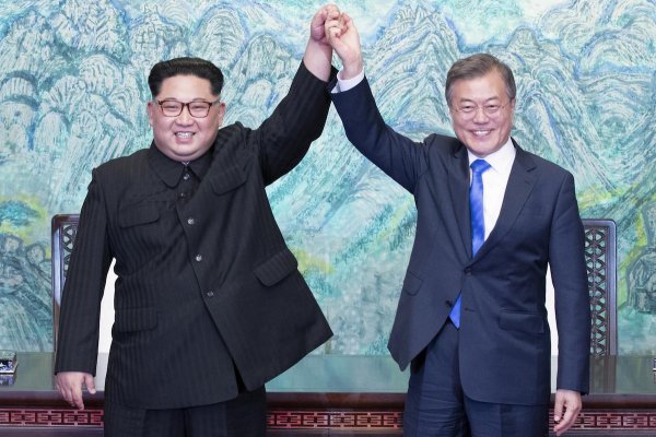 Dve Kórey - odteraz len v mieri?