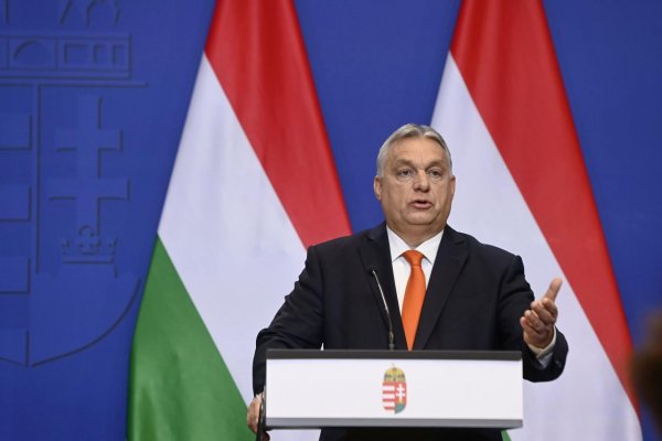 Orbán vyzval na rozpustenie Európskeho parlamentu