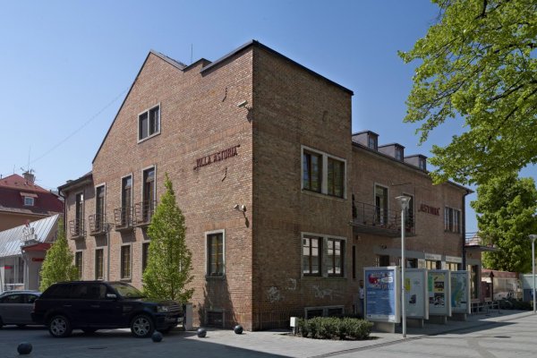 Múzeum sídliace v bratislavskej synagóge prináša ďalšiu výstavu o významnom architektovi