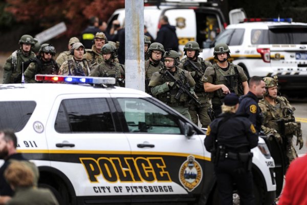 Streľba v synagóge v Pittsburghu si vyžiadala 11 mŕtvych a 6 zranených