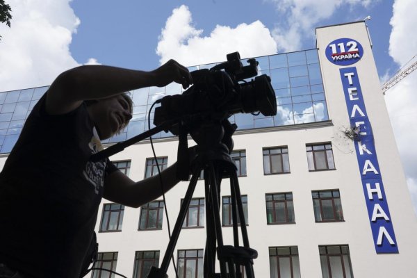 Ukrajinská televízia 112 bola terčom útoku z granátometu