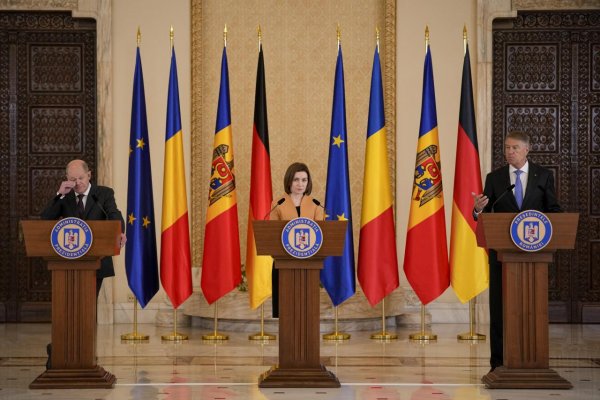 Scholz sa v Bukurešti vylovil za prijatie Rumunska do Schengenu do konca roka