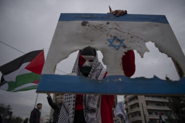Británia dočasne zastavuje financovanie agentúry OSN pre palestínskych utečencov