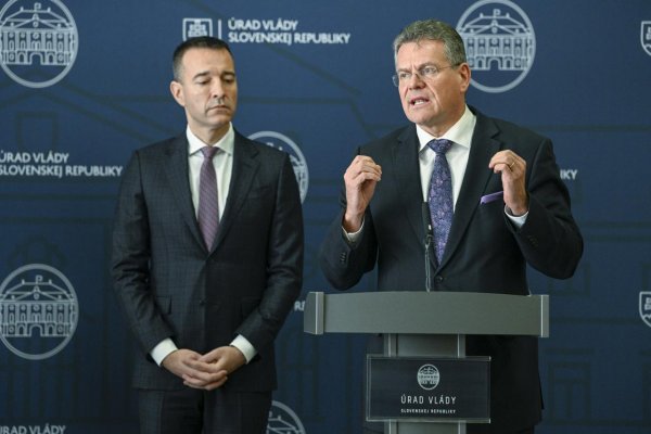 Fico podporuje na post eurokomisára za Slovensko Šefčoviča