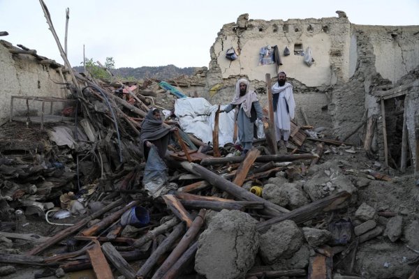 Hovorca Talibanu hlási najmenej 2000 obetí zemetrasenia