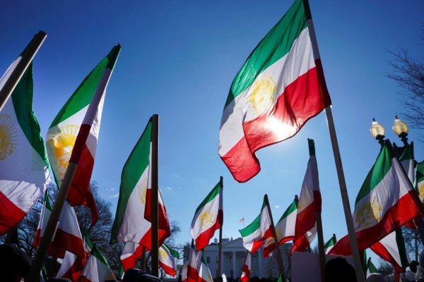 Íránské protesty přivedla k životu nálada Iran First