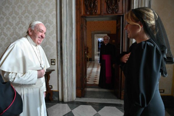 Prezidentka sa bude s pápežom rozprávať aj o súčasných krízach