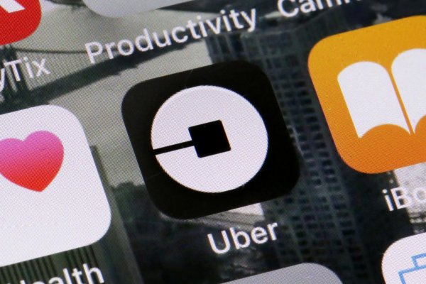 Uber sa vracia do Bratislavy, bude mierne drahší. Počet šoférov neprezradil