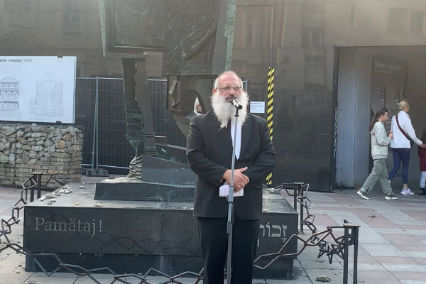 Bratislavský rabín Baruch Myers: Svet má krátku pamäť