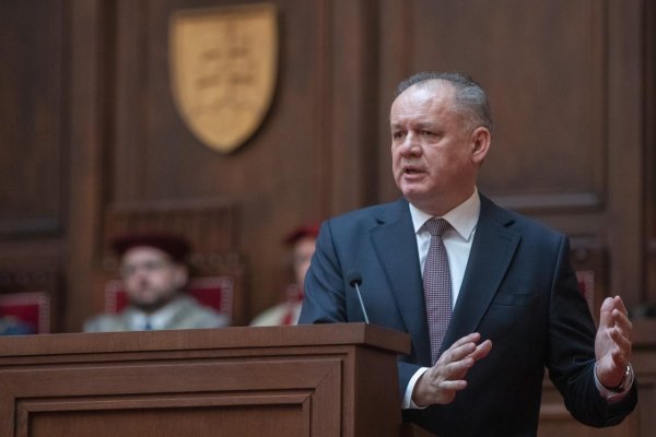 Kiska vymenoval troch ústavných sudcov, predsedom bude Ivan Fiačan