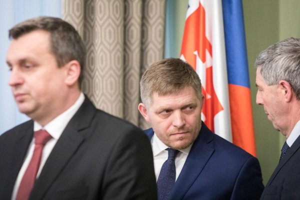 Za slušné Slovensko: O prevrat sa tu snaží Fico