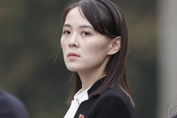 Sestru vodcu Kim Čong-una opäť dosadili do vrcholovej pozície