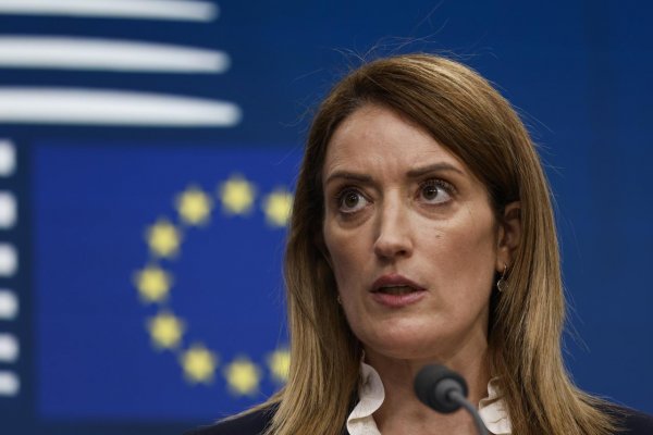Metsolová súhlasí, aby Európsky parlament zažaloval Európsku komisiu za rozmrazenie fondov pre Maďarsko