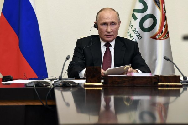 Putin: Som pripravený spolupracovať s akýmkoľvek potvrdeným prezidentom USA