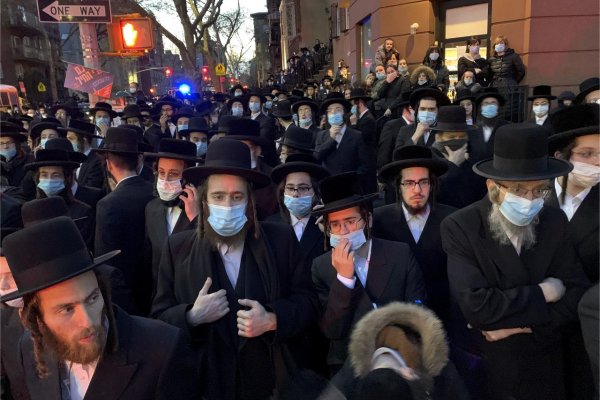 Zhromaždenie ultraortodoxných Židov v New Yorku musela rozpustiť polícia