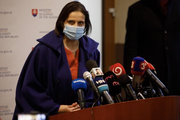 Kolíková má v kauze smrti Lučanského plnú dôveru predsedu parlamentu