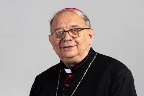 Arcibiskup Ján Orosch oznámil, že preformuluje úvodník k svojmu obežníku