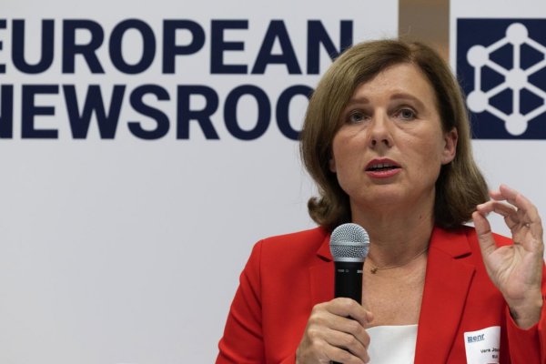 Eurokomisárka Jourová: Európska komisia pozorne sleduje kroky slovenskej vlády v oblasti médií