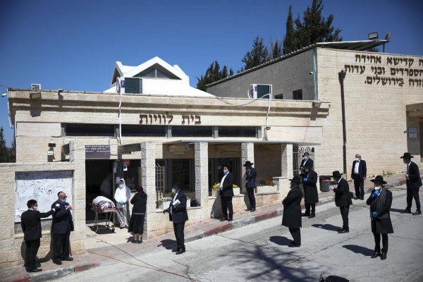 V Izraeli podľahol koronavírusu bývalý hlavný rabín Bakši-Doron