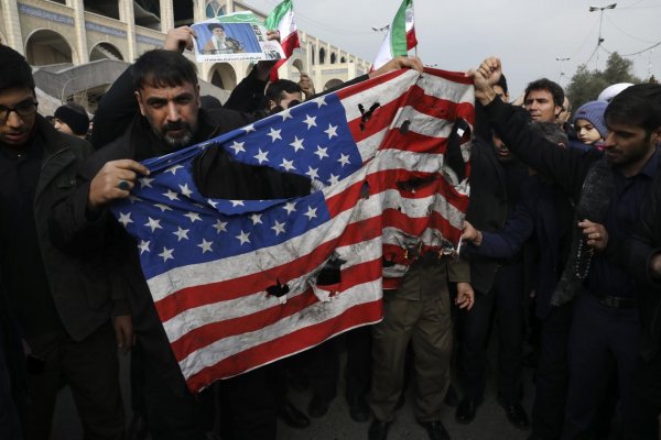 Ani vojna, ani mier. Tri zásadné otázky a odpovede o dianí v Iráne