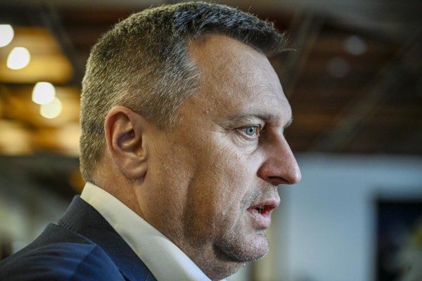 Šéf SNS Andrej Danko mal nehodu, nikto sa nezranil, potvrdil minister vnútra