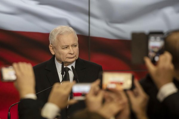 Oficiálne výsledky volieb v Poľsku potvrdili víťazstvo PiS