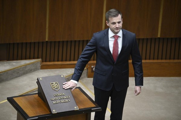 SaS vyzýva premiéra, aby odvolal obvineného riaditeľa úradu vlády Juraja Gedru