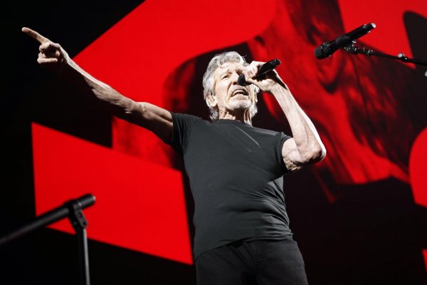 Roger Waters v Berlíne podupal pamiatku holokaustu a Anny Frankovej