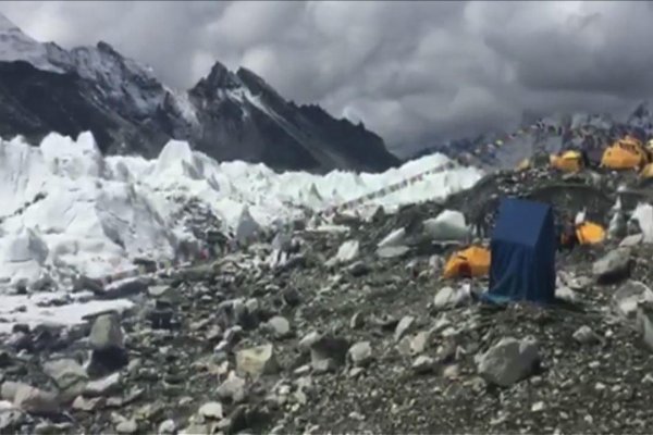 Ako prežiť na Evereste 8: Takto to chodí v základnom tábore