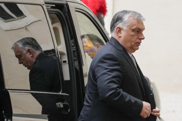 Medvedev zaradil Orbána medzi „najrozumnejších lídrov“ v EÚ ​ 