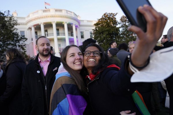 Biden podpísal zákon o ochrane manželstiev osôb rovnakého pohlavia