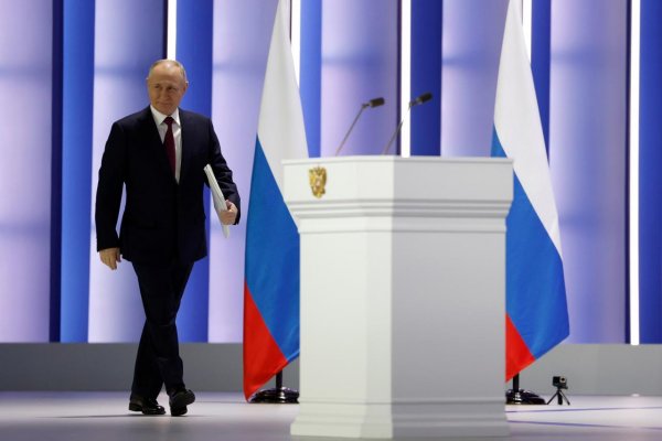 Putin v očakávanom prejave neprekvapil, obhajoval vojnu a z jej rozpútania obvinil Západ