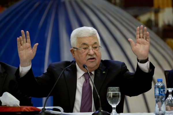 Palestínčania „prerušujú všetky vzťahy“ s USA aj s Izraelom