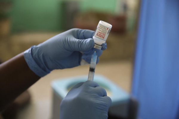 ŠÚKL eviduje 8075 hlásení na nežiaduce účinky vakcín