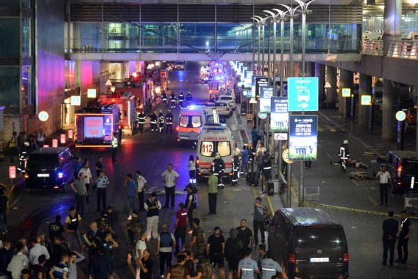 Teroristický útok na letisku v Istanbule