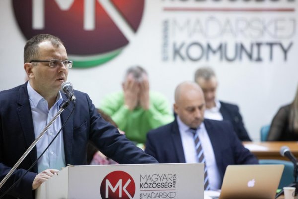 SMK pokračuje v rokovaniach s Maďarských fórom 