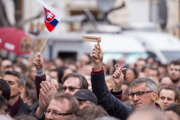 Program nedeľných protestov za slušné Slovensko