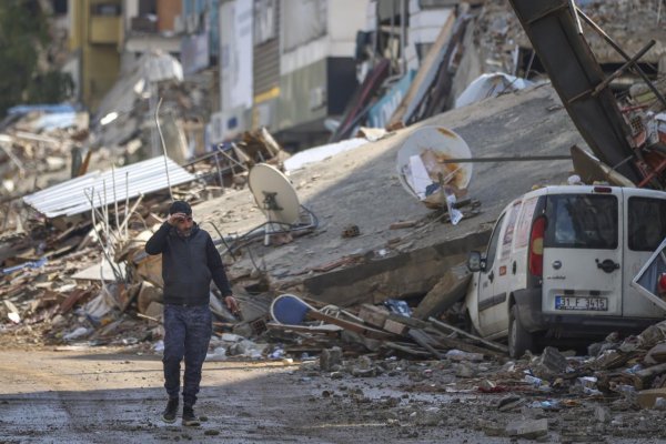 Európska banka pre obnovu a rozvoj ponúkla Turecku pomoc po zemetrasení