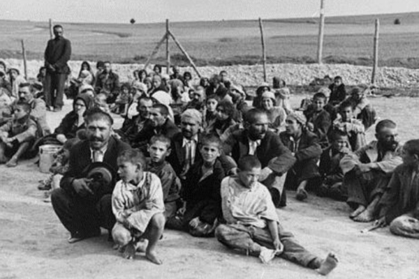 Dnes si pripomíname Pamätný deň rómskeho holokaustu