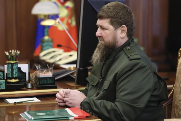 Veľká skupina bývalých wagnerovcov trénuje s čečenskými silami, tvrdí Kadyrov
