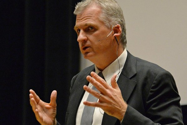 Ukrajinci nám dali šancu, aby sme zabránili vojne medzi veľmocami, hovorí Timothy Snyder