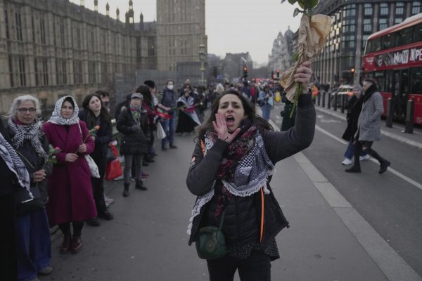 Británia: Na podporu Palestínčanov opäť pochodovali tisícky ľudí
